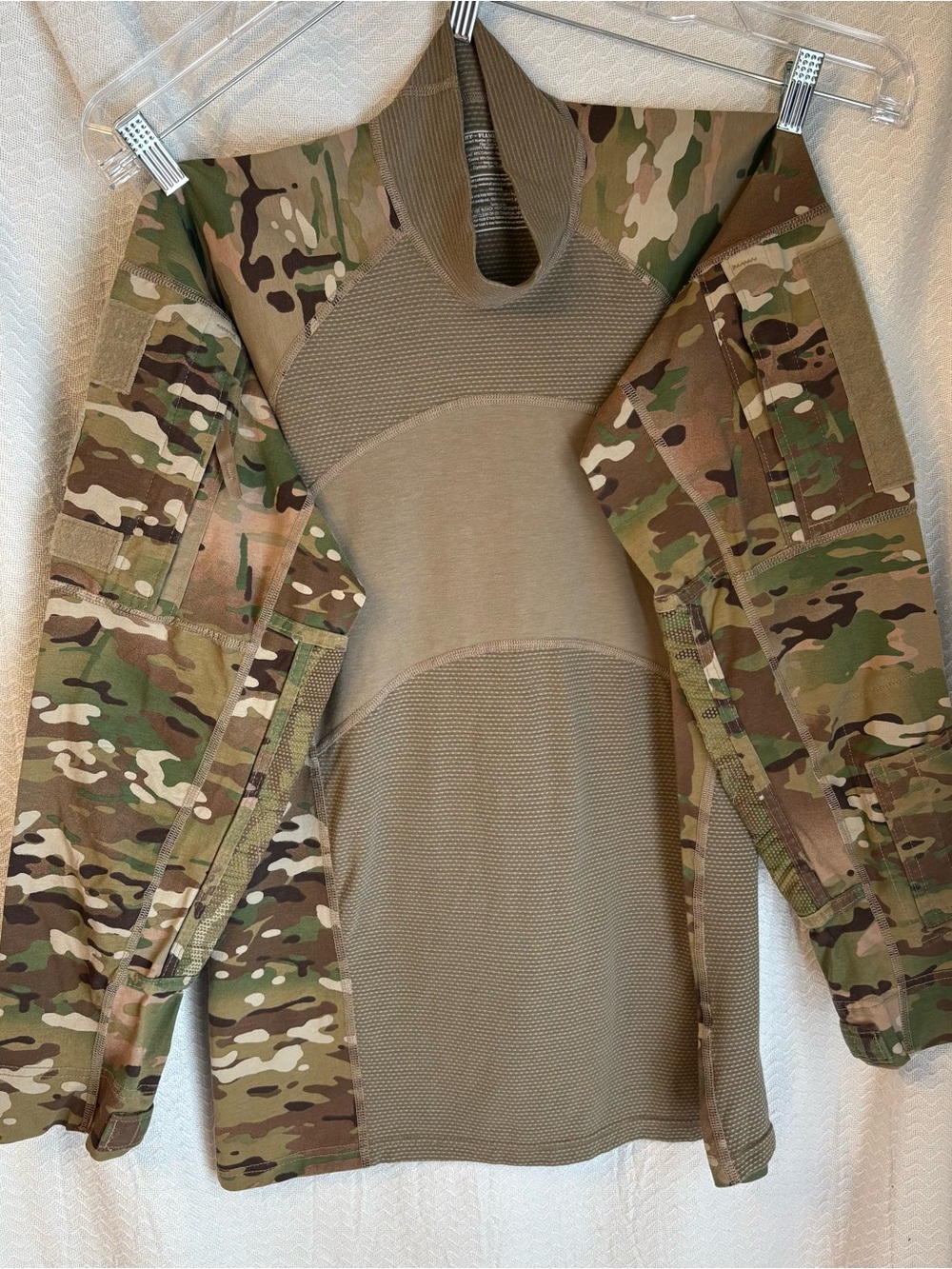 US Army Combat Multicam shirt. 
Size M